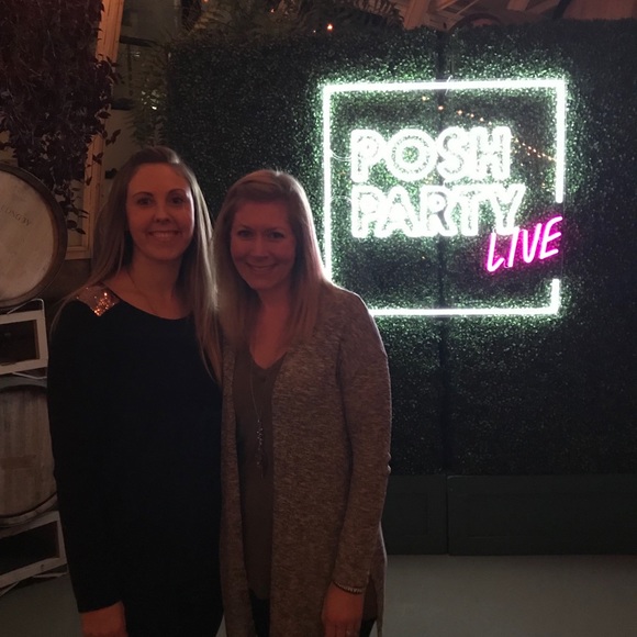 Meet your Posh Ambassador, Cheris - Picture 2 of 5